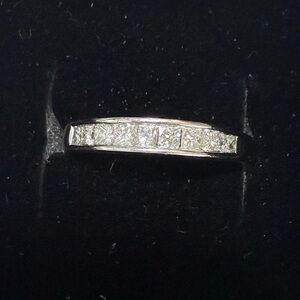 14k White Gold Band
